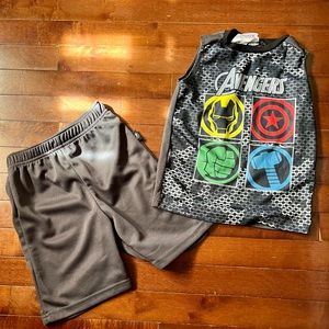 Marvel Avengers 2 Pc Shorts/Tank Size 4